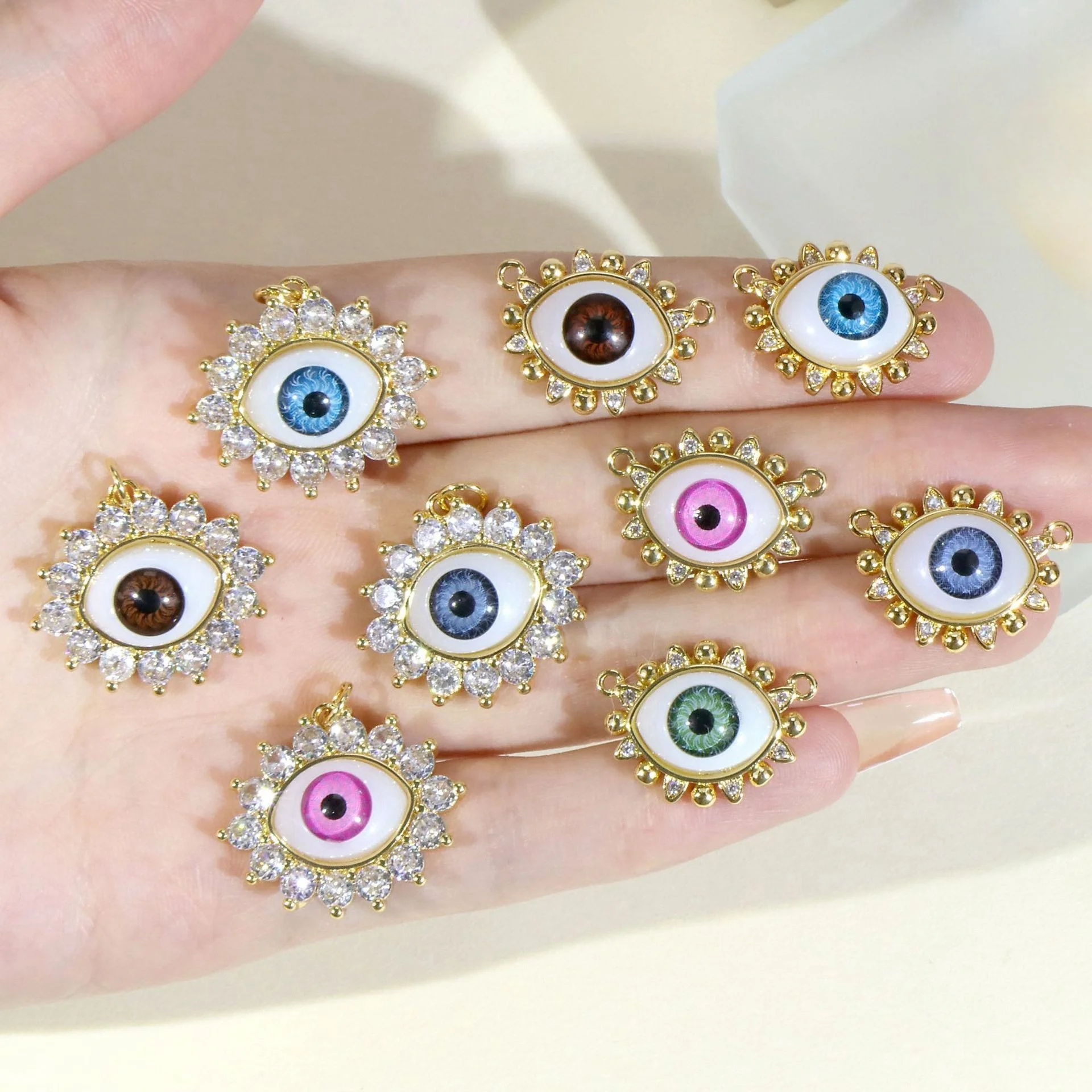 DIY 18K Gold Plated Brass Zirconia Evil Blue Eye Pendant Handicraft Decoration Necklace Bracelet Jewelry Accessories Wholesale
DIY 18K Gold Plated Brass Zirconia Evil Blue Eye Pendant Handicraft Decoration Necklace Bracelet Jewelry Accessories Wholesale