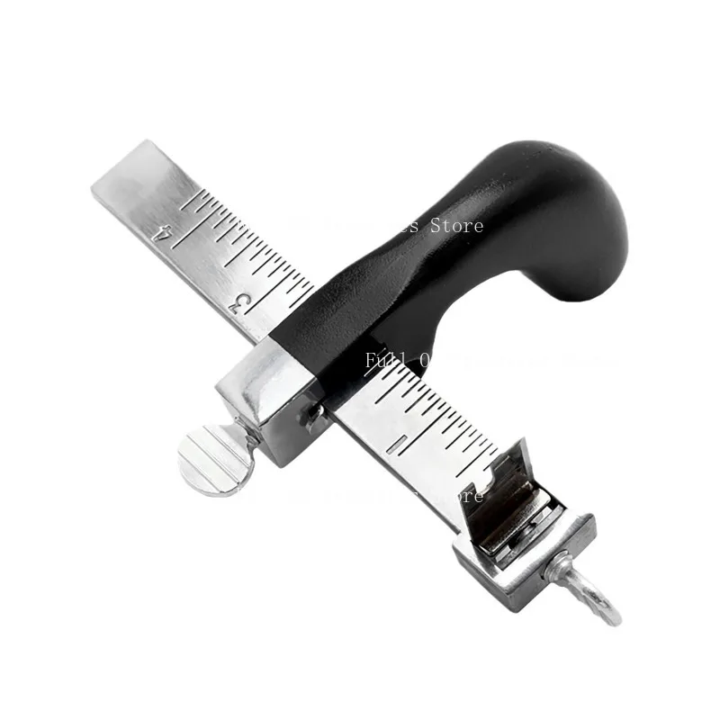 Suitable for Belt Cutter, DIY Handmade Leather Rope Slitting Tool, Adjustable Width Cutting with Scale, Aluminum Alloy Material
Suitable for Belt Cutter, DIY Handmade Leather Rope Slitting Tool, Adjustable Width Cutting with Scale, Aluminum Alloy Material