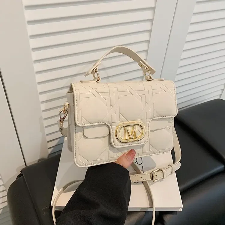 Новинка 2023 года — популярная женская сумка — модная, универсальная дизайнерская сумка — стильная маленькая квадратная сумка через плечо
Новинка 2023 года — популярная женская сумка — модная, универсальная дизайнерская сумка — стильная маленькая квадратная сумка через плечо