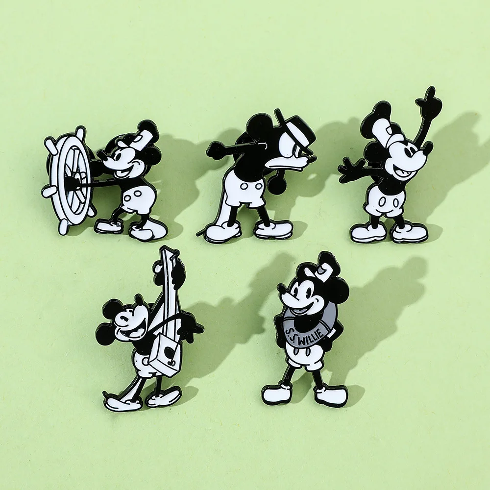 5 Pcs/set Cartoon First Generation Mickey Mouse Brooch Cute Anime Ship Chief Rat Enamel Pin Fashion Animal Metal Badge Jewelry
5 Pcs/set Cartoon First Generation Mickey Mouse Brooch Cute Anime Ship Chief Rat Enamel Pin Fashion Animal Metal Badge Jewelry
