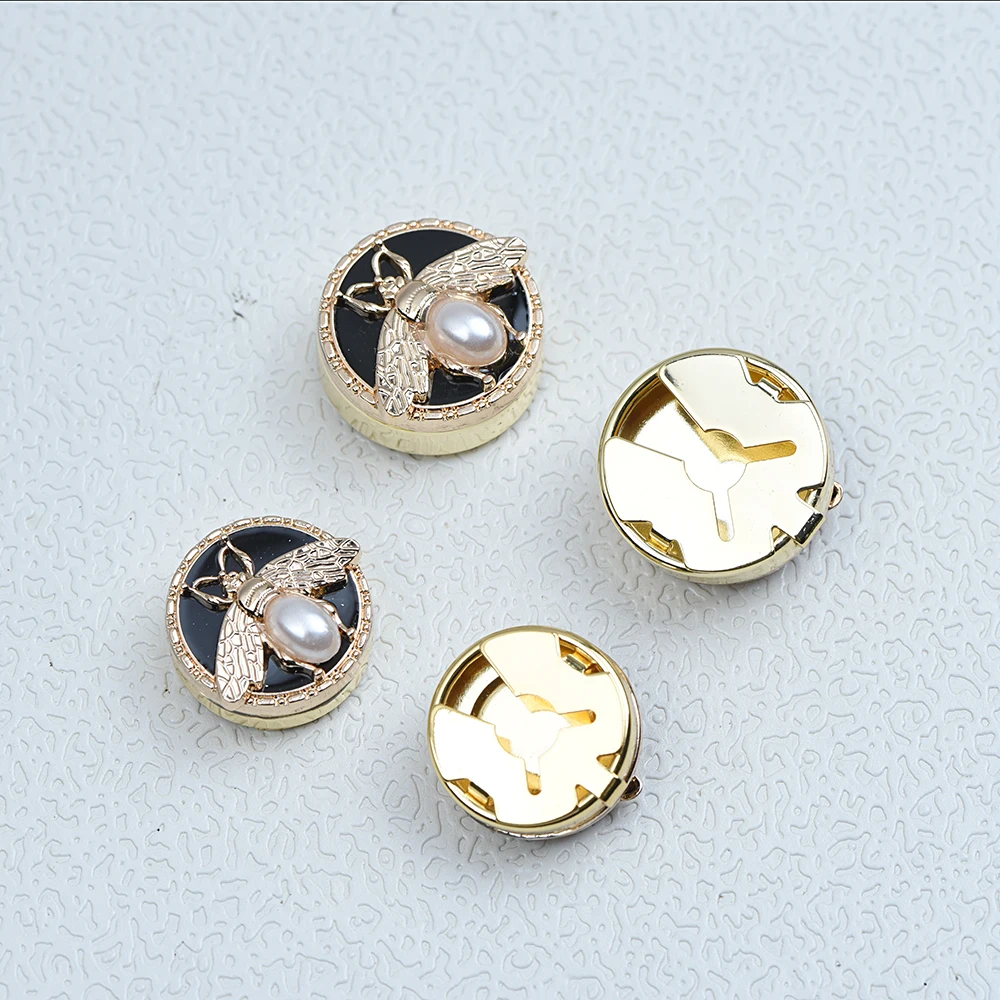 ICEYY 2PCS Cute Pearl Bee Button Covers Set Round Cufflinks Button Apparel Decorative for Shirts Tuxedos & Dresses
ICEYY 2PCS Cute Pearl Bee Button Covers Set Round Cufflinks Button Apparel Decorative for Shirts Tuxedos & Dresses