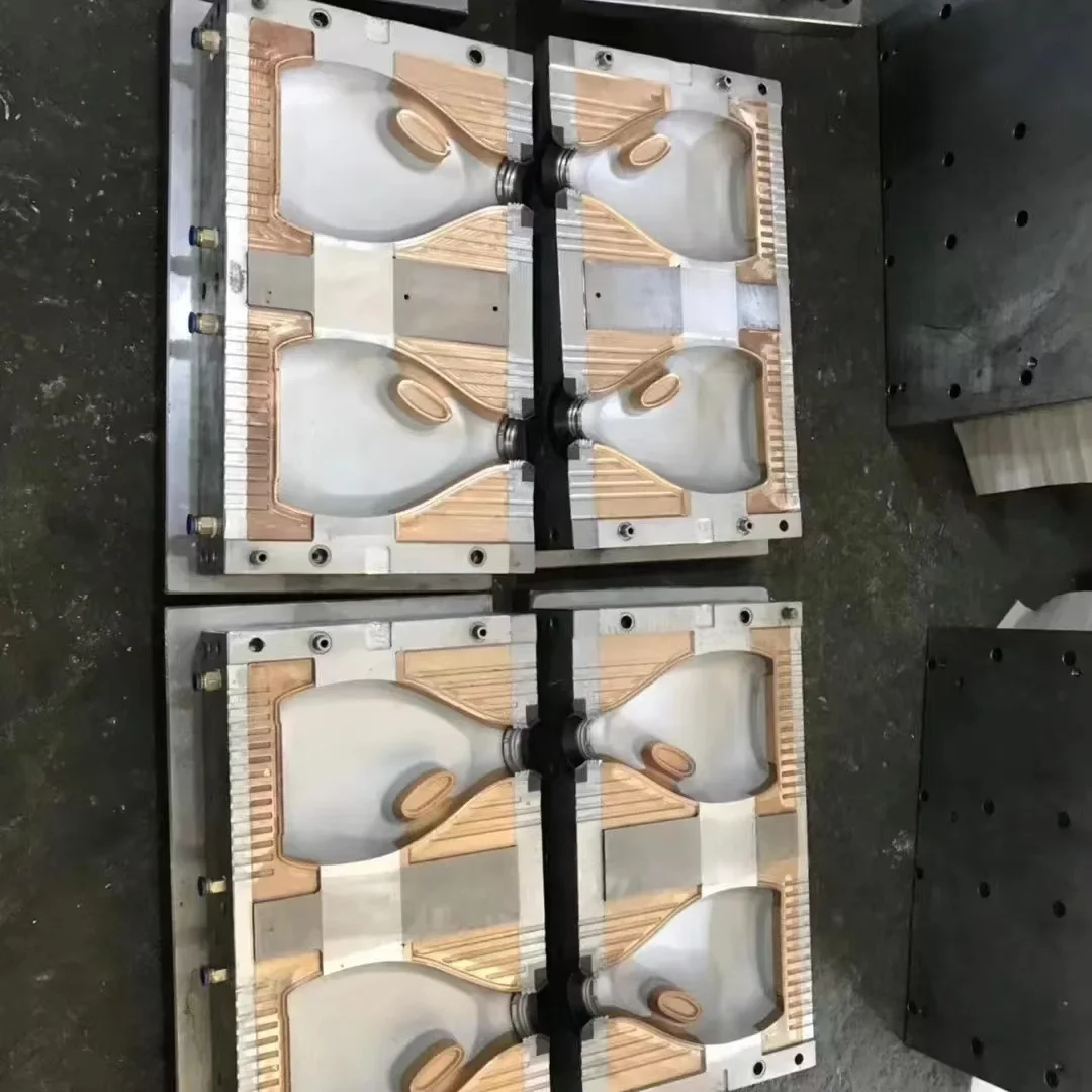 Manufacturers can process hollow blow molding machine PE one-time molding blow mold pet blow mold
Manufacturers can process hollow blow molding machine PE one-time molding blow mold pet blow mold