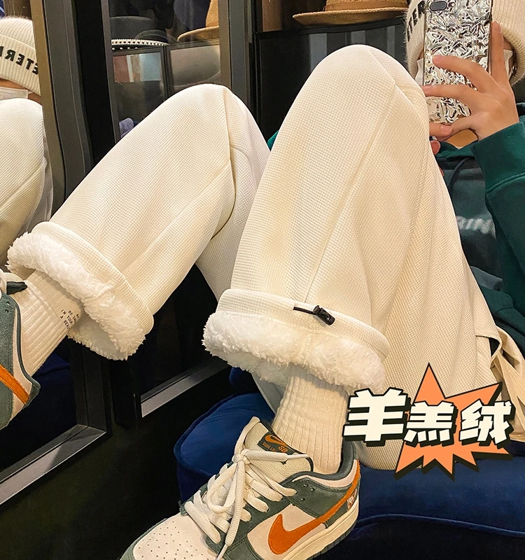 Winter Thickened Lamb Velvet Women's Straight Leg Pants Korean Style Casual Loose Long Trousers Wide Leg Sweatpants
Winter Thickened Lamb Velvet Women's Straight Leg Pants Korean Style Casual Loose Long Trousers Wide Leg Sweatpants
