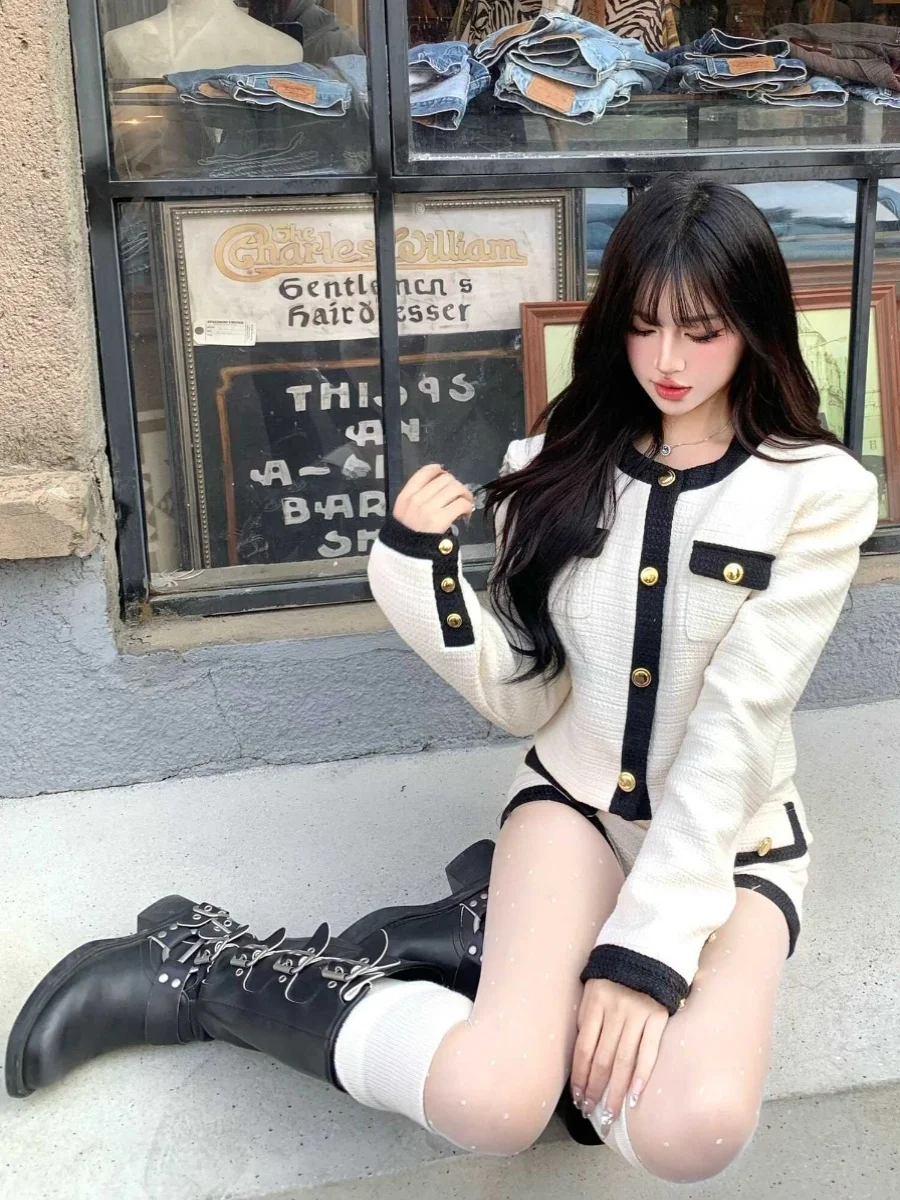 Faionable Set Women's ort Pants Ele Sle Cotton Long Sve round Ne Buttoning Two-Piece Suit for Younge...
Faionable Set Women's ort Pants Ele Sle Cotton Long Sve round Ne Buttoning Two-Piece Suit for Younge...