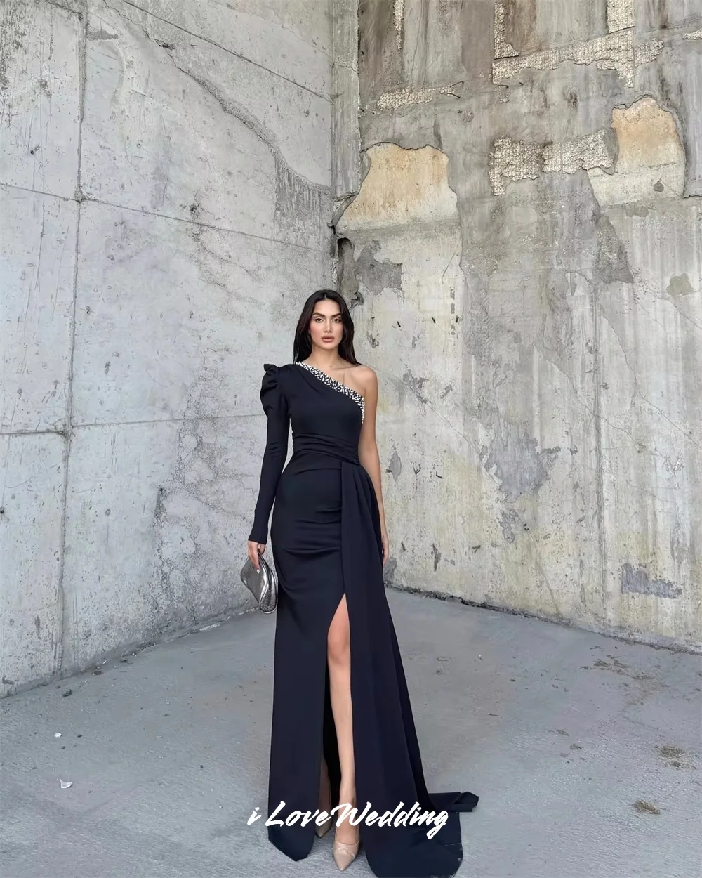 Black One Shoulder Evening Dresses 2025 Satin Long Sleeve Beaded Mermaid Side Split Floor-Length Sweep Train Pleated Customized
Black One Shoulder Evening Dresses 2025 Satin Long Sleeve Beaded Mermaid Side Split Floor-Length Sweep Train Pleated Customized