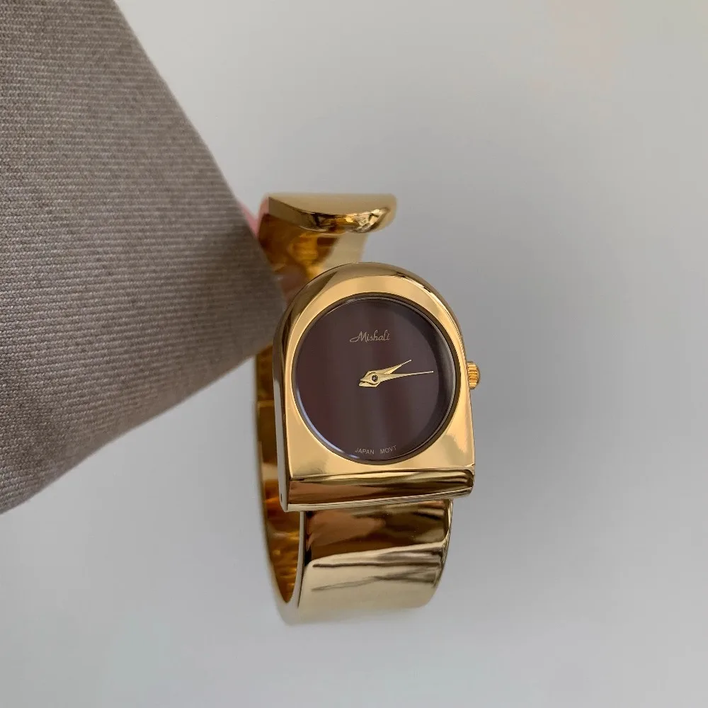 Elegant Luxury Women's Quartz Watch Stainless Steel Band - Romantic Love Gift Design Relogio Feminino
Elegant Luxury Women's Quartz Watch Stainless Steel Band - Romantic Love Gift Design Relogio Feminino