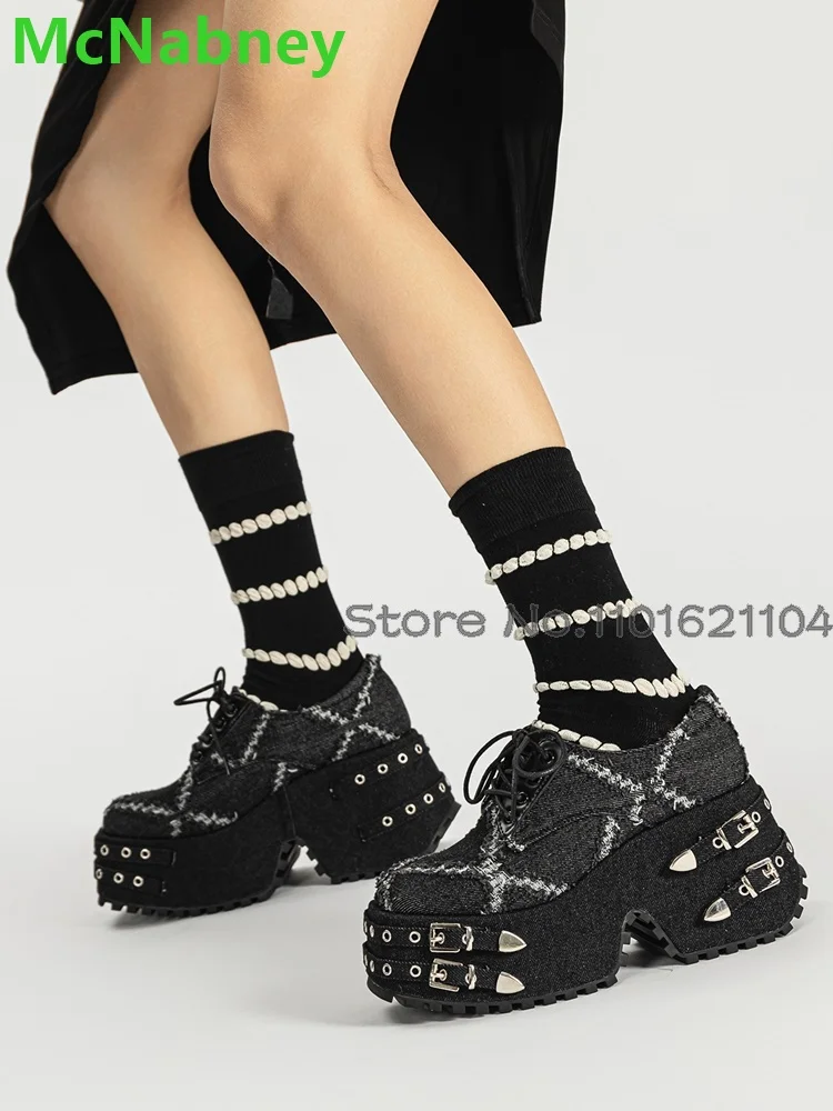 Black Thick Sole Belt Metal Buckle Pumps For Female Women 2024 New Lace-up Platform Shallow Casual Round Toe Punk Styel Shoes
Black Thick Sole Belt Metal Buckle Pumps For Female Women 2024 New Lace-up Platform Shallow Casual Round Toe Punk Styel Shoes