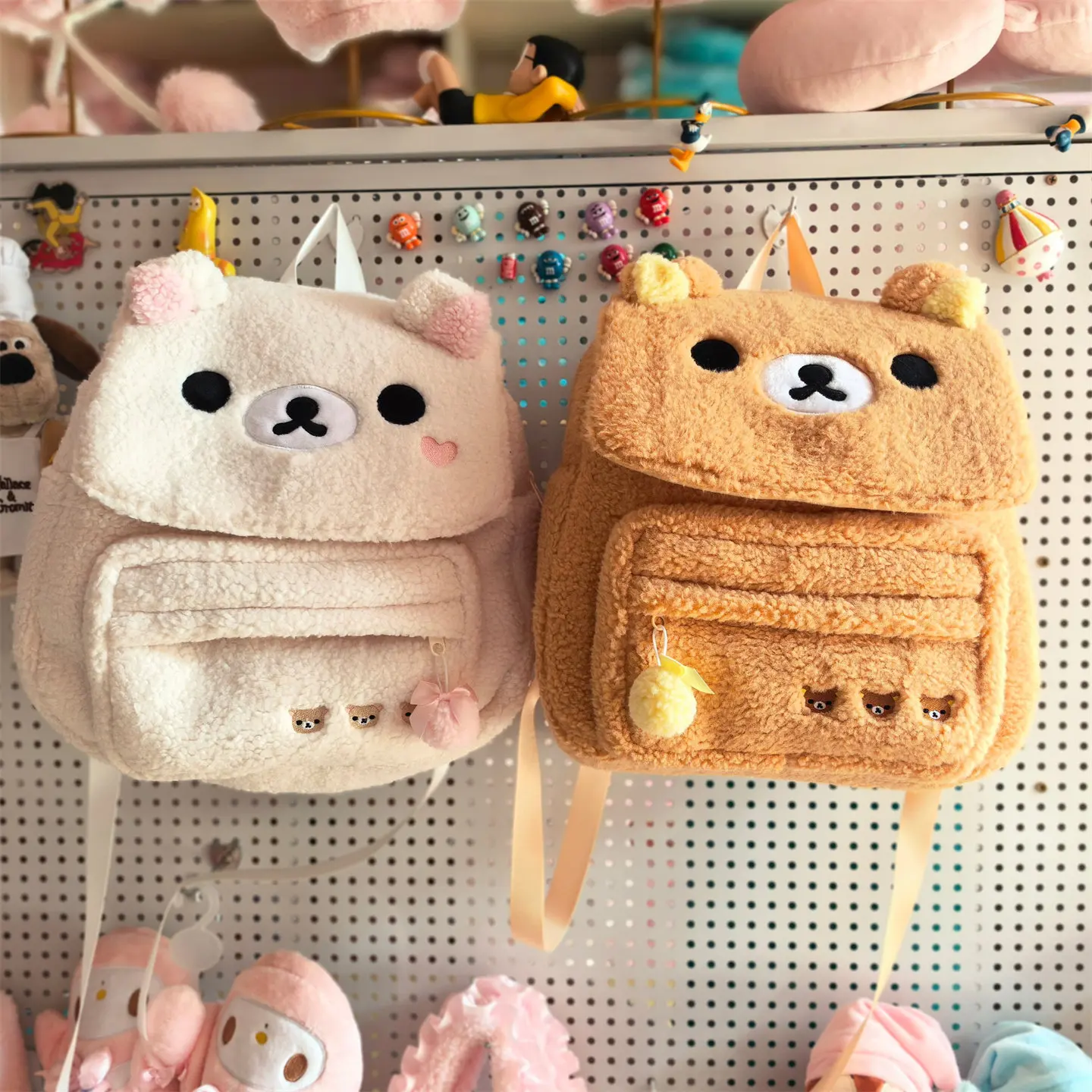 Rilakkuma милый рюкзак для хранения, плюшевый кавайный дорожный рюкзак с мультяшным медведем, подарок для девочки
Rilakkuma милый рюкзак для хранения, плюшевый кавайный дорожный рюкзак с мультяшным медведем, подарок для девочки