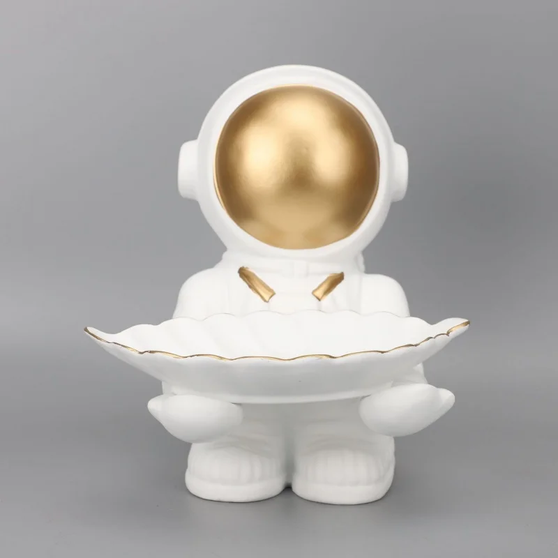 Modern Simple Resin Astronaut Decoration Model Room TV Cabinet Living Room Wine Cabinet Coffee Table Entrance Home Decoration
Modern Simple Resin Astronaut Decoration Model Room TV Cabinet Living Room Wine Cabinet Coffee Table Entrance Home Decoration