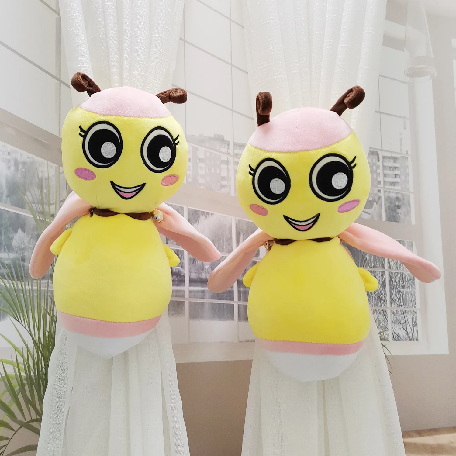 2pcs Big Eyes Cartoon Firefly Curtain Tieback Holder Tie Back Children Room Decoration Accessories Curtain Strap
2pcs Big Eyes Cartoon Firefly Curtain Tieback Holder Tie Back Children Room Decoration Accessories Curtain Strap