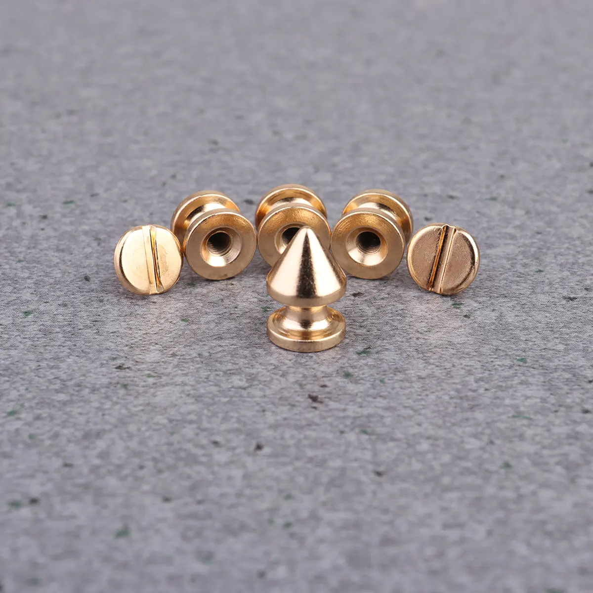 20pcs Rivets Metal Studs Punk Shoe DIY Belt Decorative Accessories Handicraft Spikes Tree Shape Rivets For Clothes Bags
20pcs Rivets Metal Studs Punk Shoe DIY Belt Decorative Accessories Handicraft Spikes Tree Shape Rivets For Clothes Bags