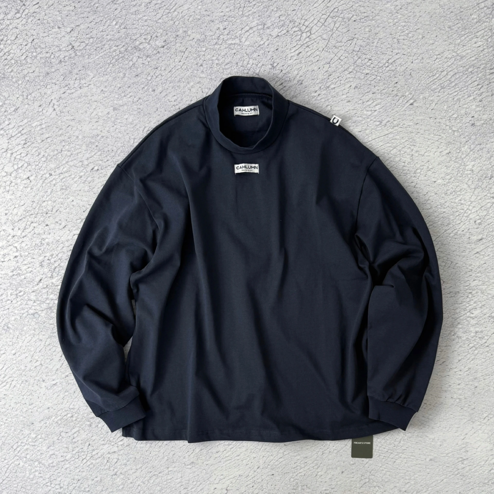 Hase's new single product heavy rough sand feel half turtleneck street loose long-sleeved T-shirt
Hase's new single product heavy rough sand feel half turtleneck street loose long-sleeved T-shirt