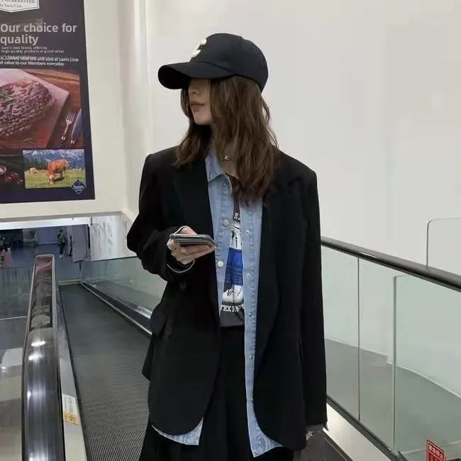 Spring Autumn Women's Suit Jacket Casual Korean Design Student Short Size Fashion Outerwear Polyester Fiber 100%
Spring Autumn Women's Suit Jacket Casual Korean Design Student Short Size Fashion Outerwear Polyester Fiber 100%