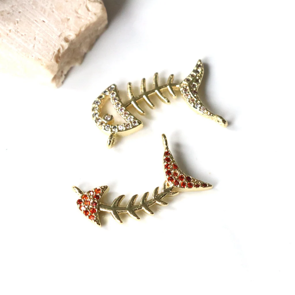 6 PCs/ Real Gold Plated Ocean Fish Jewelry Charms Gold Color Fish Bone Clear Cubic Zirconia Zircon Connector For Jewelry Making
6 PCs/ Real Gold Plated Ocean Fish Jewelry Charms Gold Color Fish Bone Clear Cubic Zirconia Zircon Connector For Jewelry Making