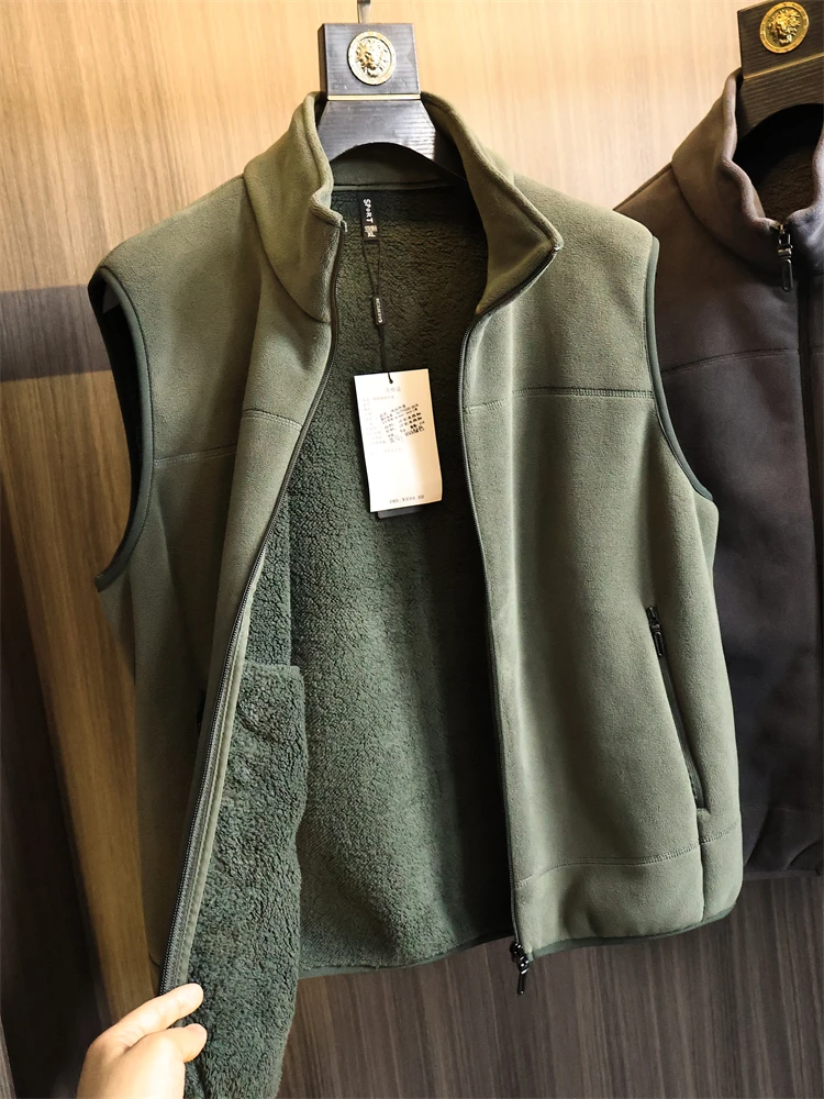 Thickened Particle Fleece Men's Vest Outerwear Fashion Urban Style Warm Stand Collar Zipper Closure Pure Color Winter Coat
Thickened Particle Fleece Men's Vest Outerwear Fashion Urban Style Warm Stand Collar Zipper Closure Pure Color Winter Coat