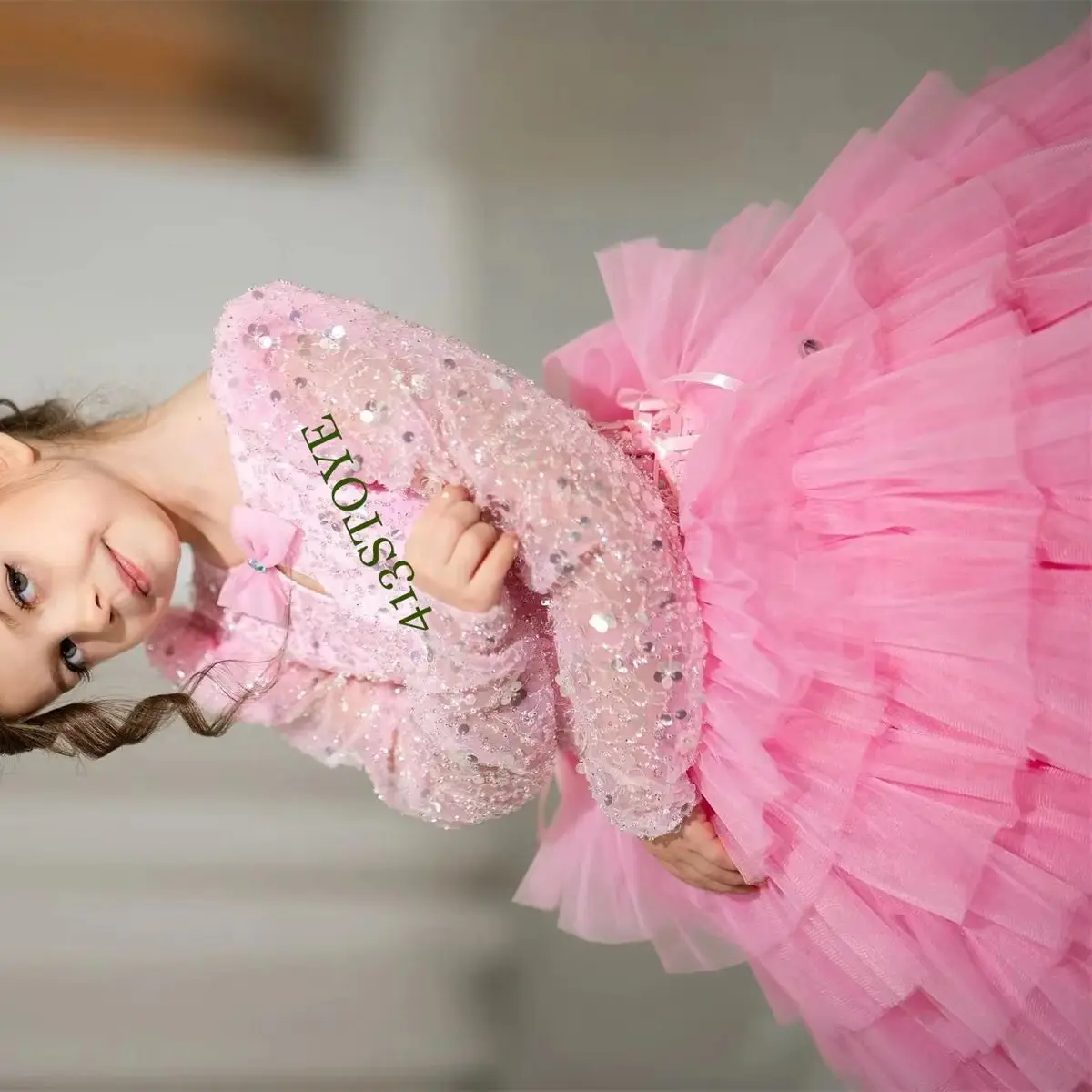 Розовое праздничное платье с пайетками для девочек по индивидуальному заказу, пышное многослойное тюлевое платье с цветочным узором для девочек на свадьбу, принцесса, детский день рождения, первое причастие
Розовое праздничное платье с пайетками для девочек по индивидуальному заказу, пышное многослойное тюлевое платье с цветочным узором для девочек на свадьбу, принцесса, детский день рождения, первое причастие