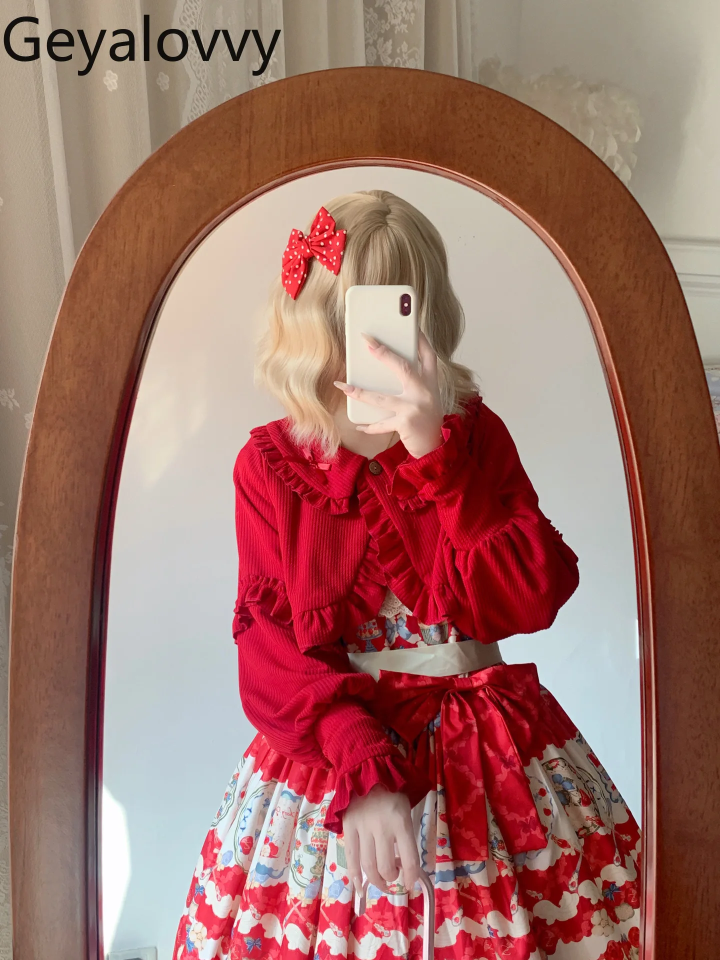 Lolita Sweet Cute Girls Versatile Short Sweater Autumn Winter Doll Collar Solid Color Long Sleeve Knitted Cardigan Coat
Lolita Sweet Cute Girls Versatile Short Sweater Autumn Winter Doll Collar Solid Color Long Sleeve Knitted Cardigan Coat