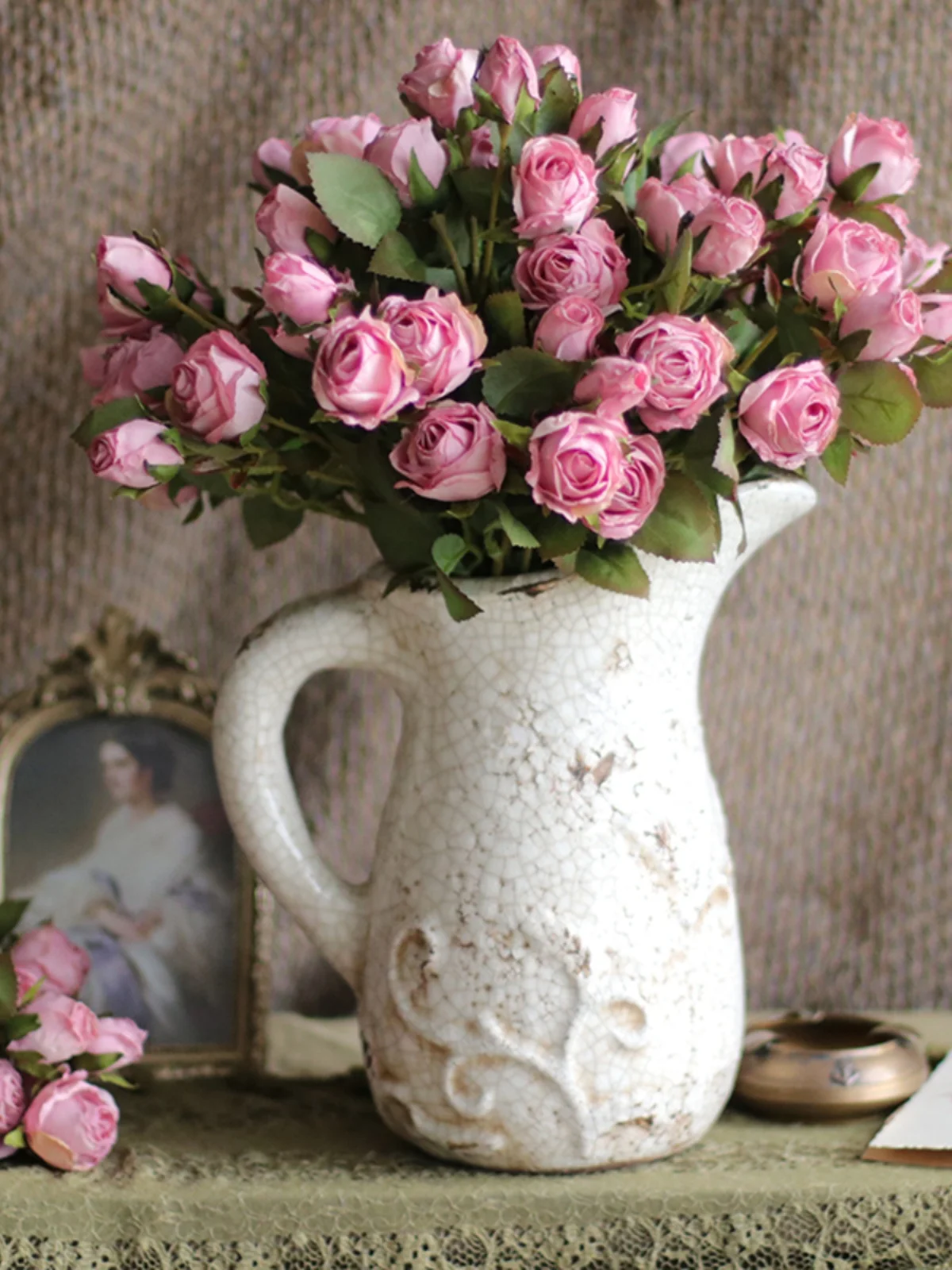 Retro Oil Painting Rose Dried Flowers Artificial Flowers Bouquet Living Room Bedroom Flower Arrangement Decorative Accorie...
Retro Oil Painting Rose Dried Flowers Artificial Flowers Bouquet Living Room Bedroom Flower Arrangement Decorative Accorie...