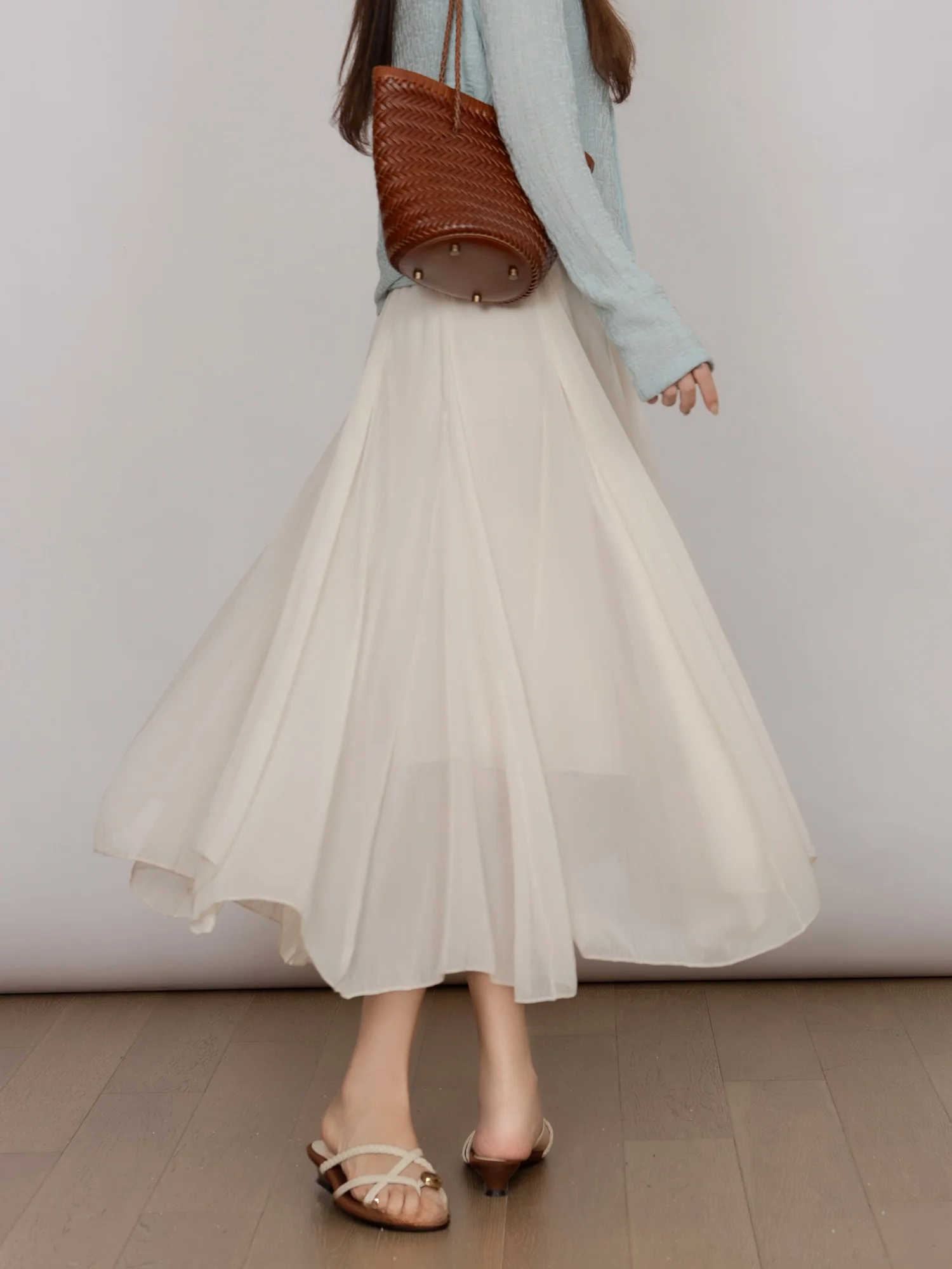 Romantic Moon Chiffon Skirt Half-length Women's Multi-piece Crepe Asymmetrical Soft Style Breathable Inner-lined Skirt
Romantic Moon Chiffon Skirt Half-length Women's Multi-piece Crepe Asymmetrical Soft Style Breathable Inner-lined Skirt