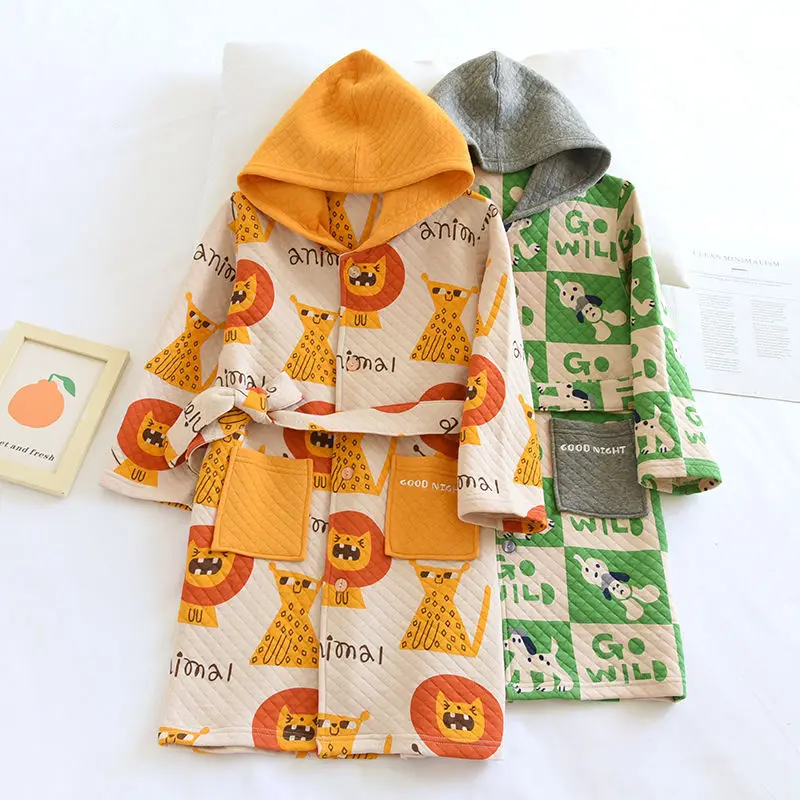 Cartoon Lion and Dog Print Thickened Children's Pajamas Sleep Robe with Hood Baby Home Bathrobe for Autumn and Winter
Cartoon Lion and Dog Print Thickened Children's Pajamas Sleep Robe with Hood Baby Home Bathrobe for Autumn and Winter