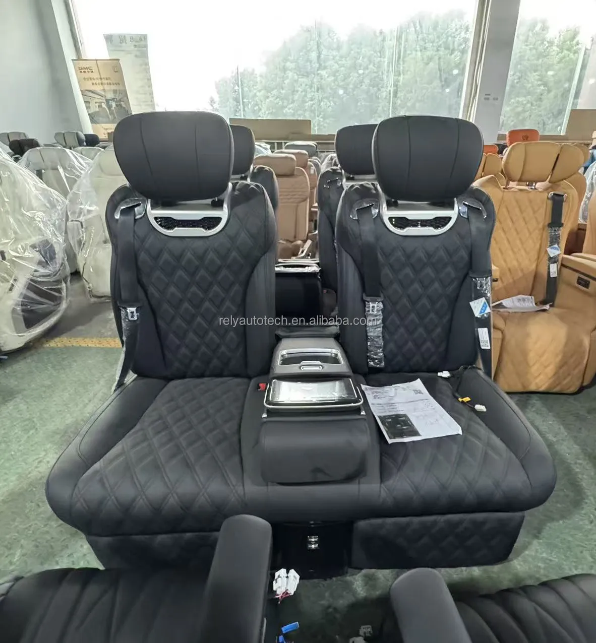 New Style Luxury Car Modified Seat Captain for Maybach Seat with Adjustable Armrest for Vclass Vito Metris W447 Sprinter Van Mpv
New Style Luxury Car Modified Seat Captain for Maybach Seat with Adjustable Armrest for Vclass Vito Metris W447 Sprinter Van Mpv