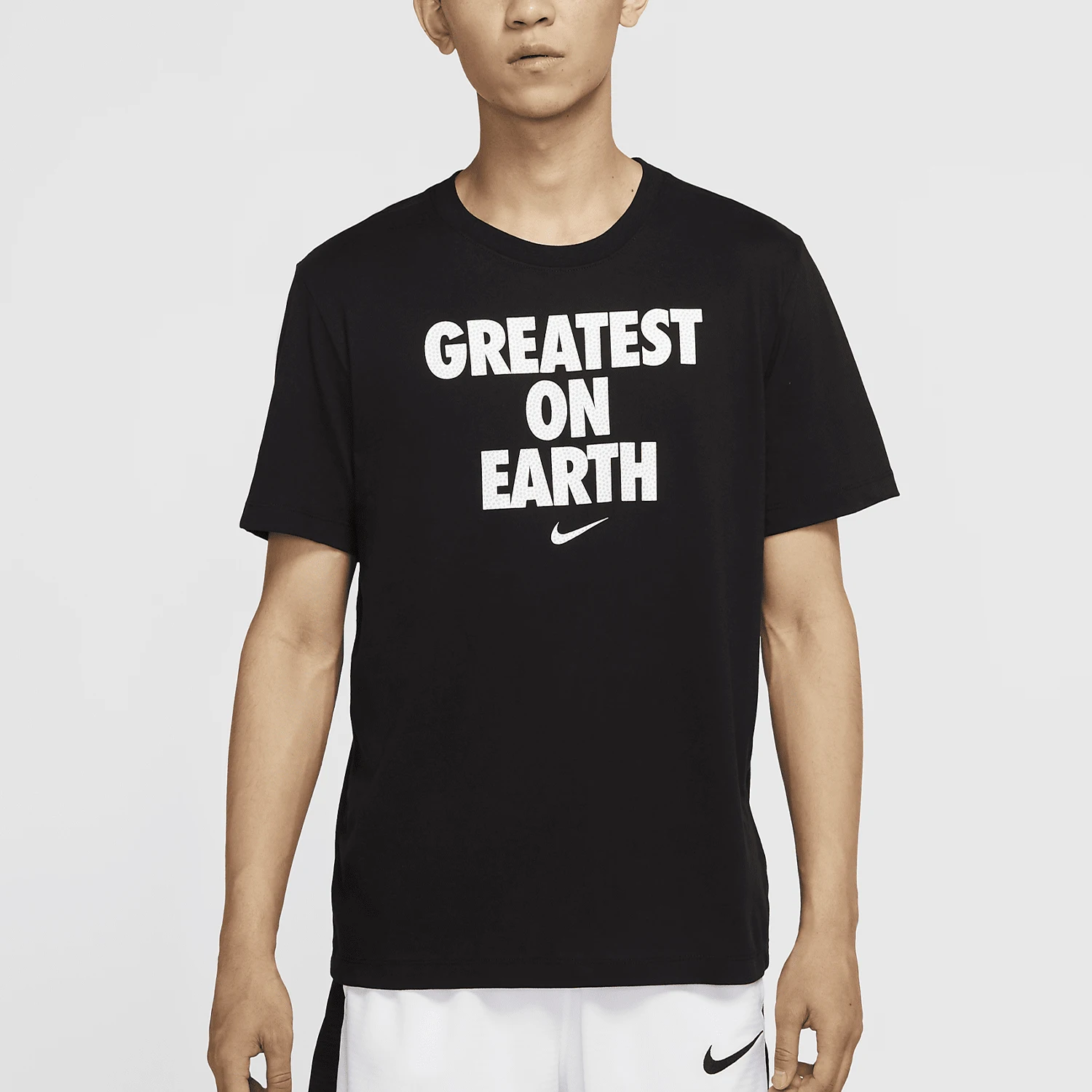 Оригинальная мужская баскетбольная спортивная футболка Nike с короткими рукавами "GREATEST ON EARTH" CV1041-010
Оригинальная мужская баскетбольная спортивная футболка Nike с короткими рукавами "GREATEST ON EARTH" CV1041-010