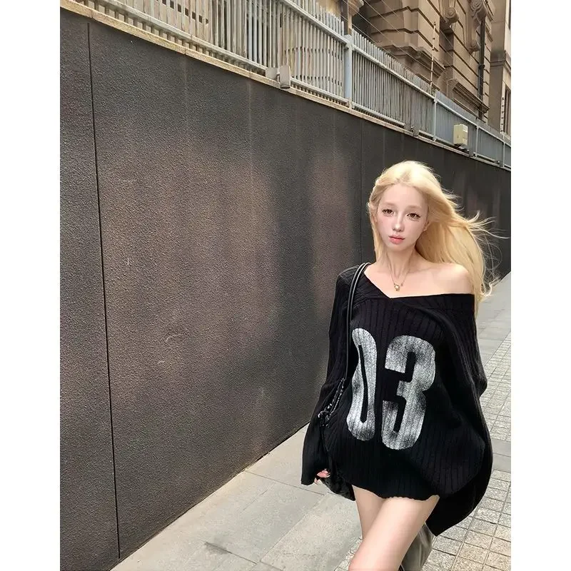 Slash Neck Black Sexy Elegant Knitted Sweaters Off Shoulder V collar Women High Street Pullovers American Sueter Y2k Vintage
Slash Neck Black Sexy Elegant Knitted Sweaters Off Shoulder V collar Women High Street Pullovers American Sueter Y2k Vintage