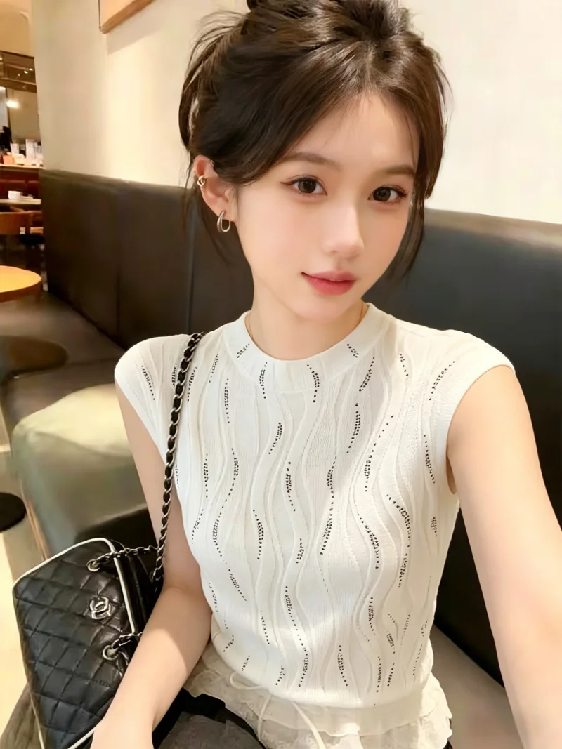 Korean Style Heavy Embellished Diamond Knitwear Women's Summer Pure Desire Slim Fit Small Flying Sleeve Top Self-Preserving M...
Korean Style Heavy Embellished Diamond Knitwear Women's Summer Pure Desire Slim Fit Small Flying Sleeve Top Self-Preserving M...