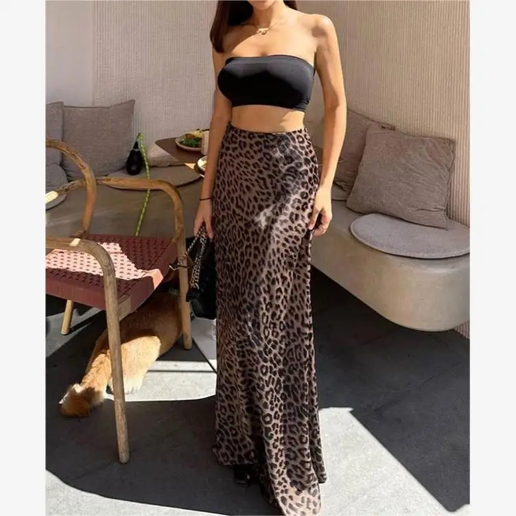 Сексуальная женская юбка-русалка с леопардовым принтом, с высокой талией, длинное вечернее платье, уличный стиль, весна 2024
Сексуальная женская юбка-русалка с леопардовым принтом, с высокой талией, длинное вечернее платье, уличный стиль, весна 2024