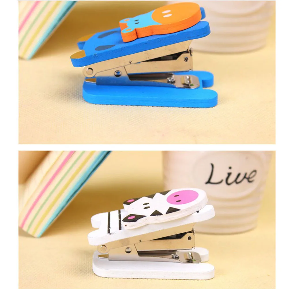 2Pcs Wooden Stapler Mini Metal Bamboo Cartoon School Decoration Portable Girl Cartoon Stapler Lightweight Compact
2Pcs Wooden Stapler Mini Metal Bamboo Cartoon School Decoration Portable Girl Cartoon Stapler Lightweight Compact