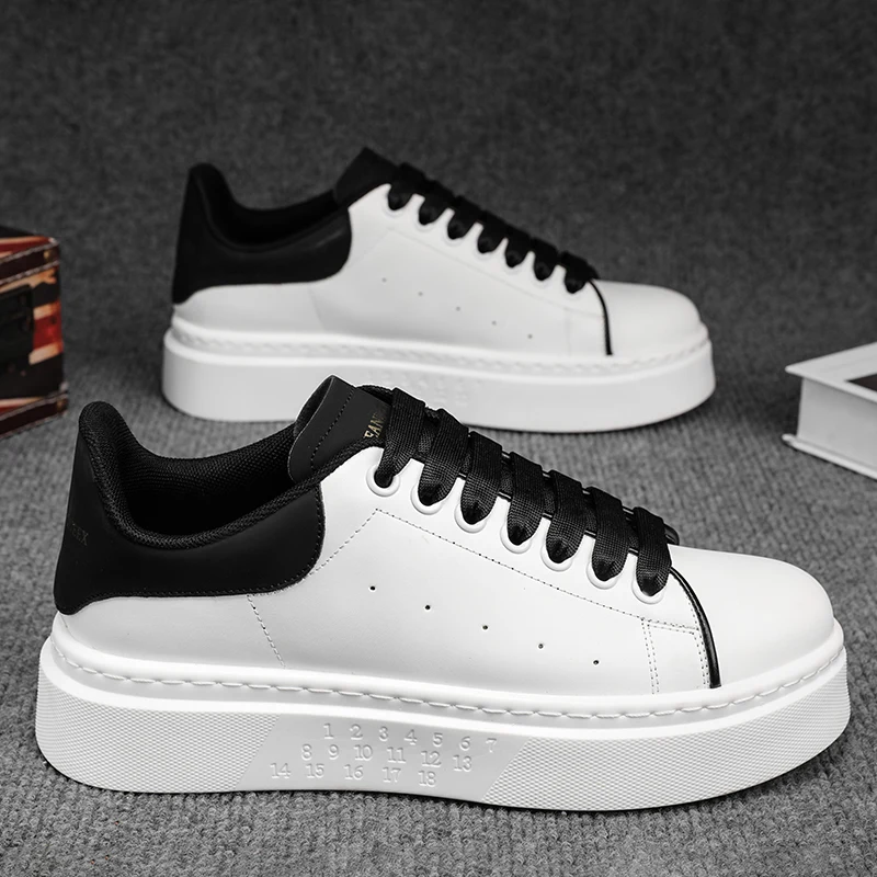 Men's Simple Versatile Soft Sole Comfortable Casual Sports Shoes, Ideal for Daily Wear and Leisure Activities
Men's Simple Versatile Soft Sole Comfortable Casual Sports Shoes, Ideal for Daily Wear and Leisure Activities
