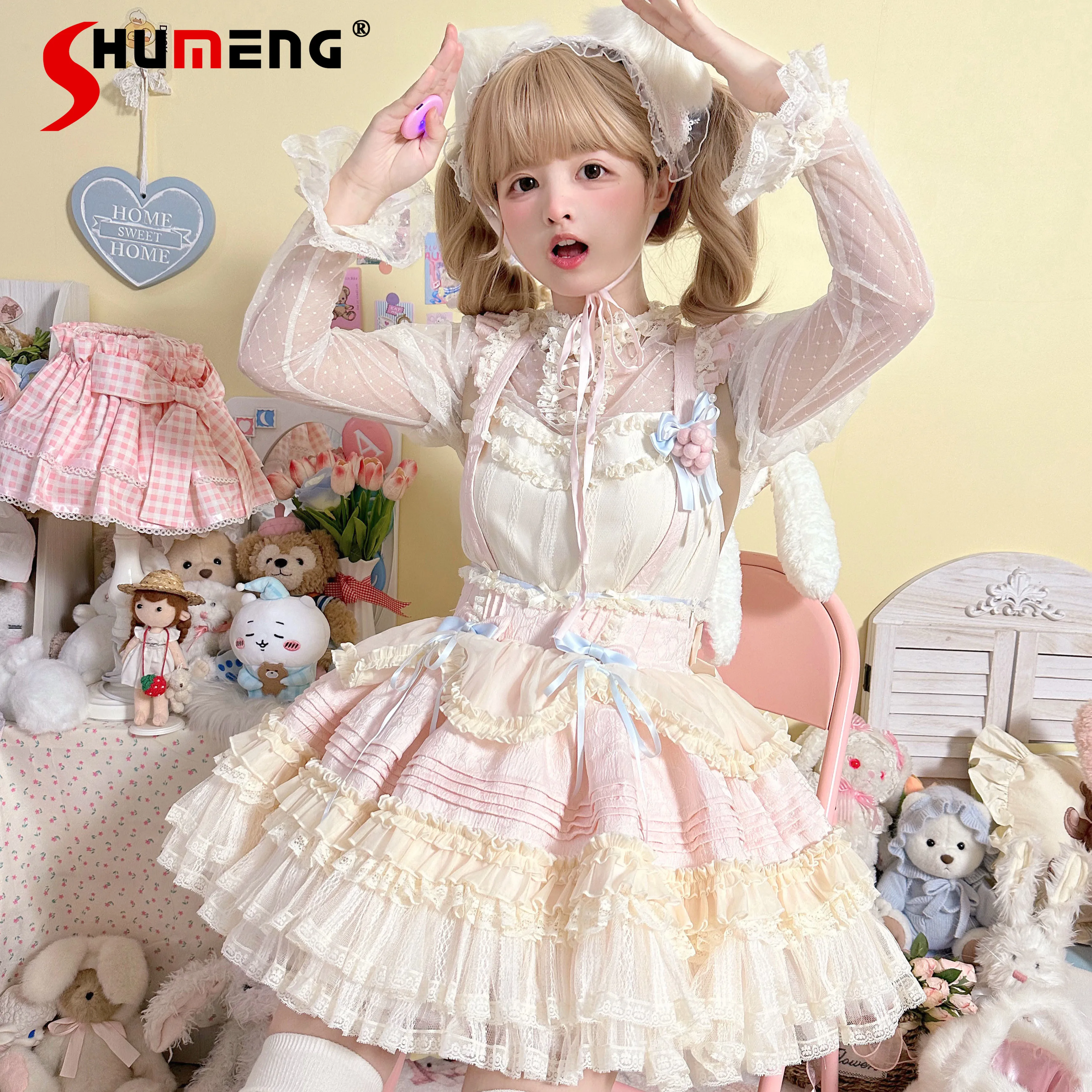 Японский сладкий костюм Kawaii Lolita SK, юбки на подтяжках с высокой талией и бантом, воротник-стойка, кружевные рубашки с внутренней частью, комплект из двух предметов для женщин
Японский сладкий костюм Kawaii Lolita SK, юбки на подтяжках с высокой талией и бантом, воротник-стойка, кружевные рубашки с внутренней частью, комплект из двух предметов для женщин