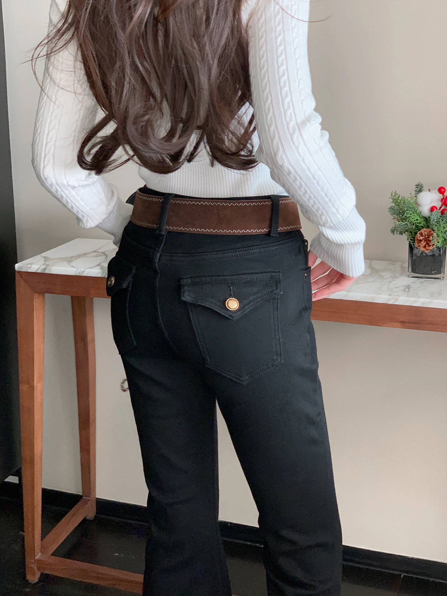 ByYou Winter New High Waist Thiened Fce Lined Flared Jeans Women Casual Long Pants Skin-friendly Breathable Comfortable
ByYou Winter New High Waist Thiened Fce Lined Flared Jeans Women Casual Long Pants Skin-friendly Breathable Comfortable