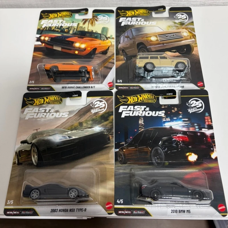 In Stock Original Hot Wheels HNW46 Fast & Furious 1970 DODGE CHARGER R/T 2010 BMW M5 1:64 Scale Die-Cast Vehicle Car Model
In Stock Original Hot Wheels HNW46 Fast & Furious 1970 DODGE CHARGER R/T 2010 BMW M5 1:64 Scale Die-Cast Vehicle Car Model