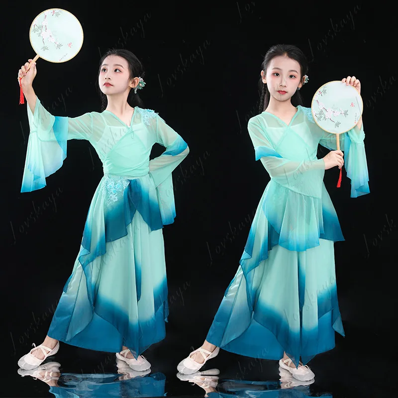 Children's Classical Dance Costumes, Performance Costumes, Blue Gauze Mountain Ghosts, and Female Chinese Dance Culottes
Children's Classical Dance Costumes, Performance Costumes, Blue Gauze Mountain Ghosts, and Female Chinese Dance Culottes