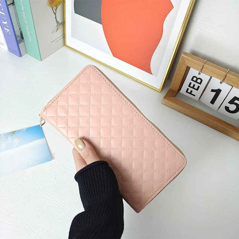 2022 Women Solid Color Wallets Wrist Handle Phone Case Long Section Money Pocket Pouch Handbag Women Purse Card Holder Wallet
2022 Women Solid Color Wallets Wrist Handle Phone Case Long Section Money Pocket Pouch Handbag Women Purse Card Holder Wallet