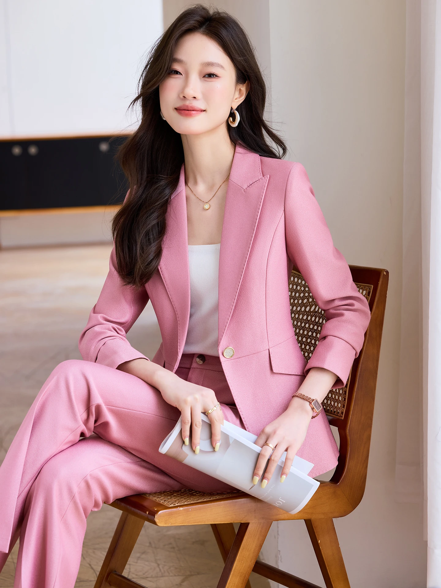 Pink Suit Jacket Women's Formal 2026 New Autumn Winter High Waist Commute Professional West Costume Set Business Casual Style
Pink Suit Jacket Women's Formal 2026 New Autumn Winter High Waist Commute Professional West Costume Set Business Casual Style