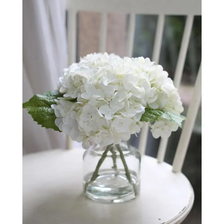 Искусственные цветы с эффектом живых: белые гортензии в вазе для домашнего декора, реалистичные искусственные цветочные композиции для столов
Искусственные цветы с эффектом живых: белые гортензии в вазе для домашнего декора, реалистичные искусственные цветочные композиции для столов