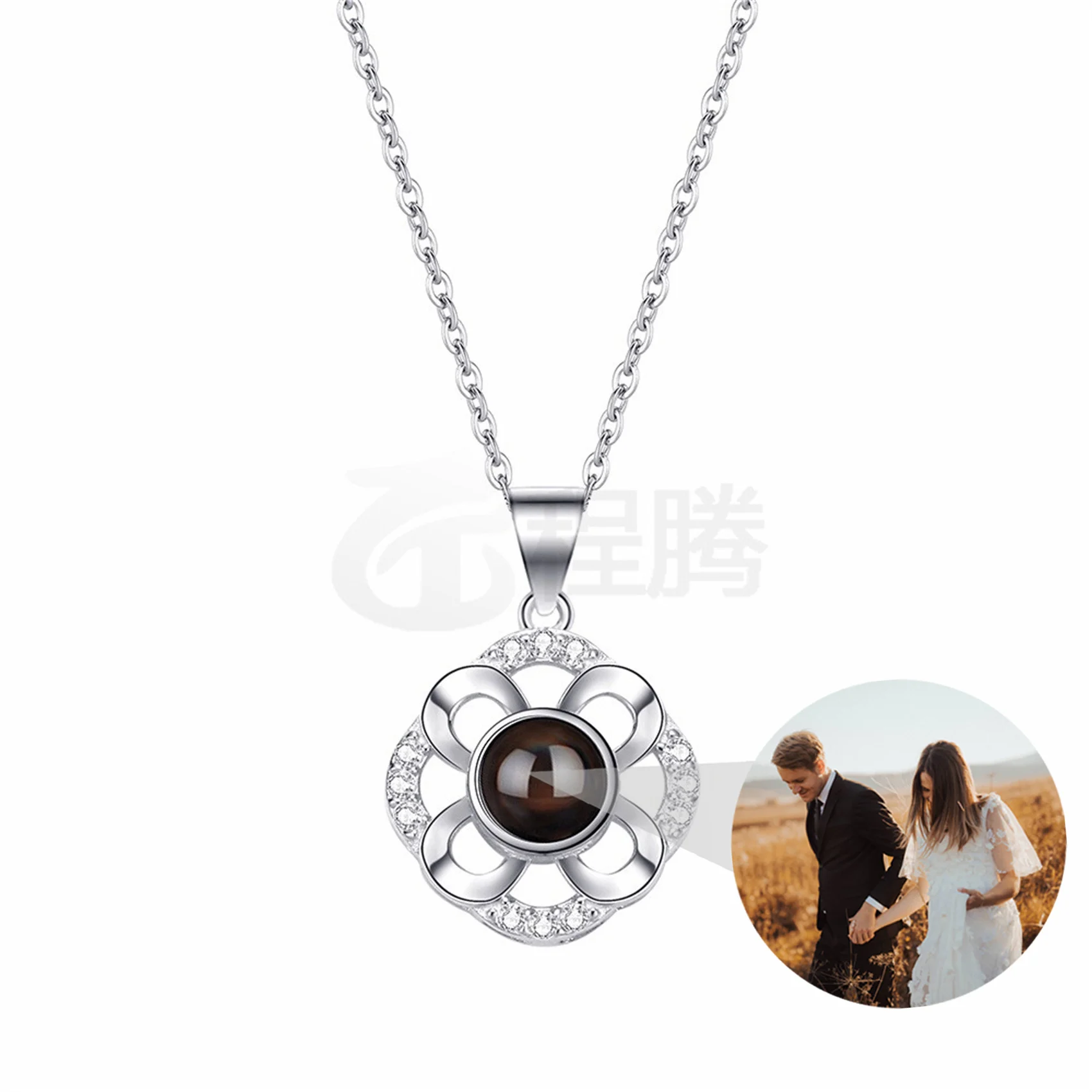 Custom Photo Projection Necklace Women Fashion Jewery Personalized Picture Four-leaf Clover Pendant Necklaces 100 Language
Custom Photo Projection Necklace Women Fashion Jewery Personalized Picture Four-leaf Clover Pendant Necklaces 100 Language