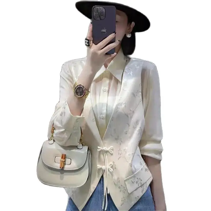 Spring Summer Shirt Vest Women 2023 New Loose Fashion Fake Two Coat Dish Button Pure Colour Jacket POLO Collar Tops Female
Spring Summer Shirt Vest Women 2023 New Loose Fashion Fake Two Coat Dish Button Pure Colour Jacket POLO Collar Tops Female