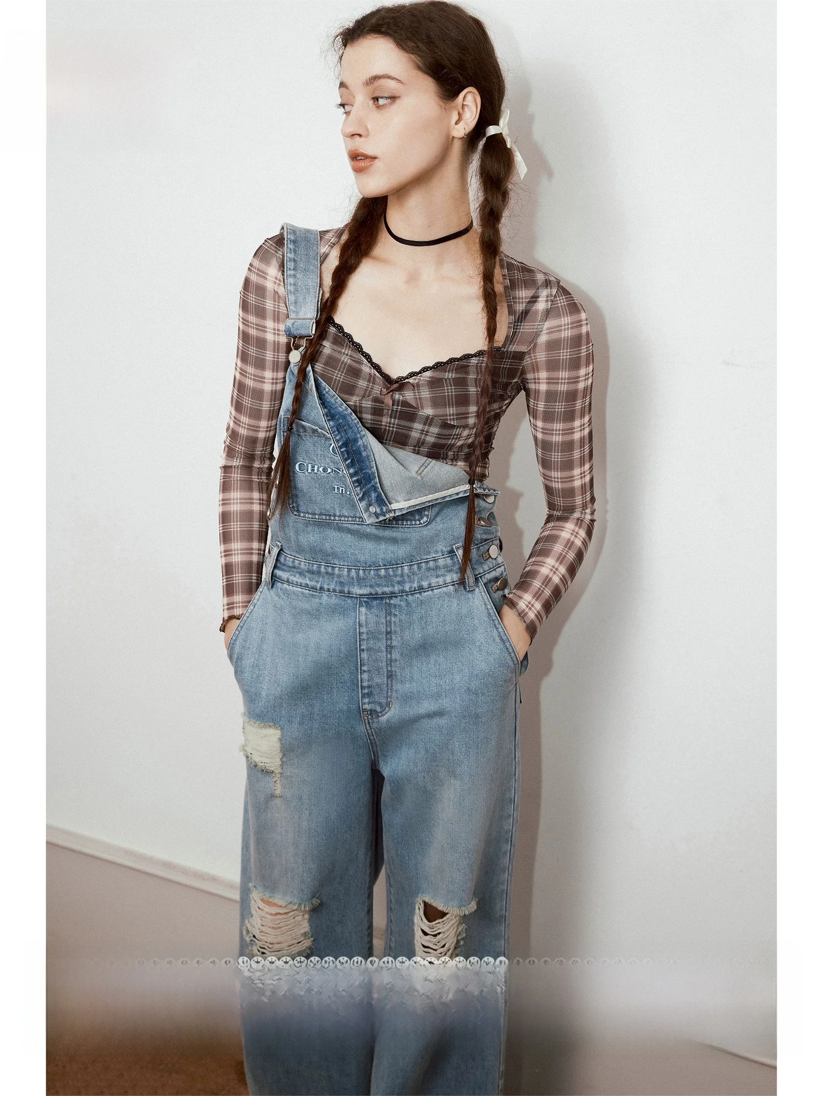 Uena American Retro Light Blue Denim Overalls Women's Letter Embroidery Jumpsuit Cotton Material Wide Leg Pants Long Trousers
Uena American Retro Light Blue Denim Overalls Women's Letter Embroidery Jumpsuit Cotton Material Wide Leg Pants Long Trousers