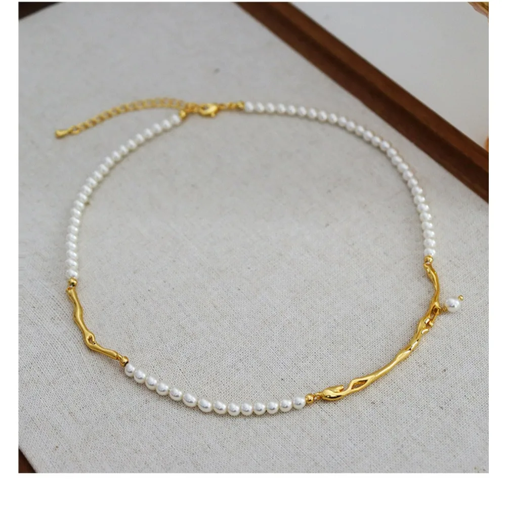 New Style Statement Personalized Fashion Glass Pearl Beaded Necklace, Versatile Light Luxury Temperament Niche Clavicle Chain
New Style Statement Personalized Fashion Glass Pearl Beaded Necklace, Versatile Light Luxury Temperament Niche Clavicle Chain