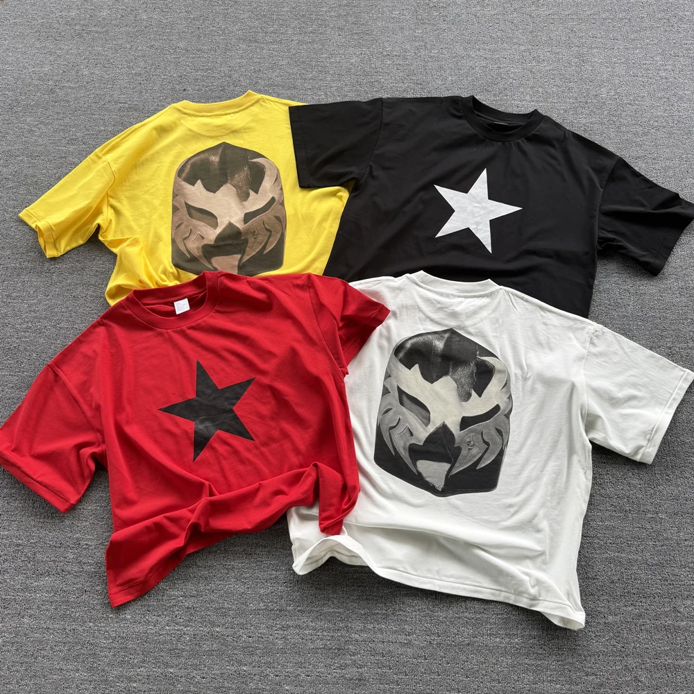 26SS KANYE WEST BULLY YE American Style Graphic Print Tee Loose Streetwear Oversize Tops 100%Cotton Summer Vintage T Shirt Men
26SS KANYE WEST BULLY YE American Style Graphic Print Tee Loose Streetwear Oversize Tops 100%Cotton Summer Vintage T Shirt Men