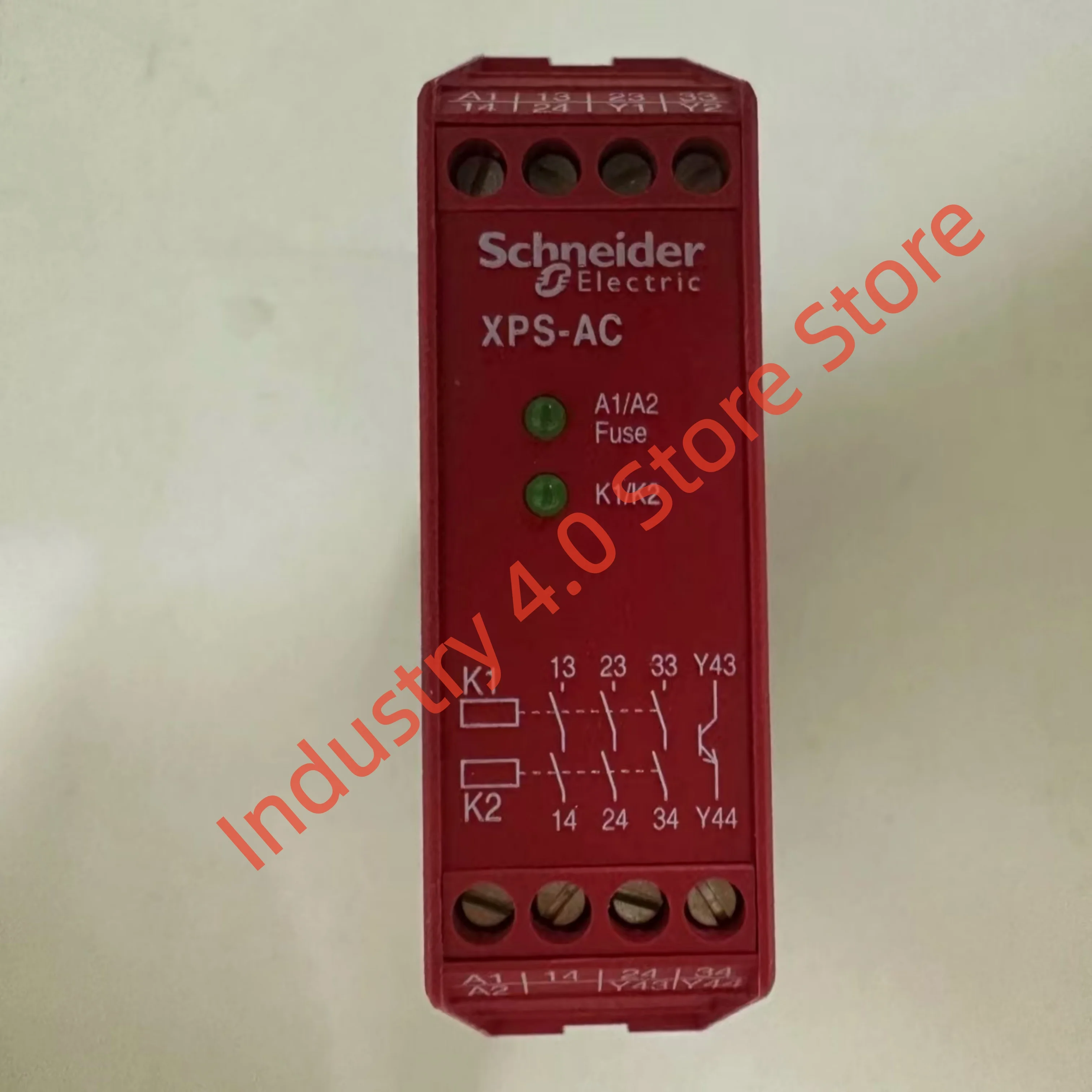 Реле безопасности XPSAC5121, новое, в упаковке
Реле безопасности XPSAC5121, новое, в упаковке