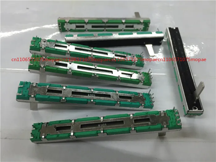 ОК, 7 шт., 75 мм, двойной потенциометр, фейдеры B20k B50K B10K для микшера Yamaha Behringer
ОК, 7 шт., 75 мм, двойной потенциометр, фейдеры B20k B50K B10K для микшера Yamaha Behringer