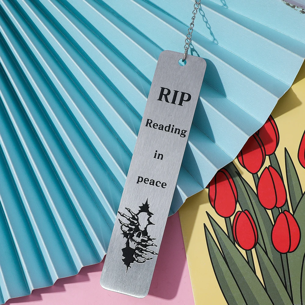 New Horror Creative Skull Metal Stainless Steel Bookmark with Skull Pattern Pendant for Reading Lovers
New Horror Creative Skull Metal Stainless Steel Bookmark with Skull Pattern Pendant for Reading Lovers