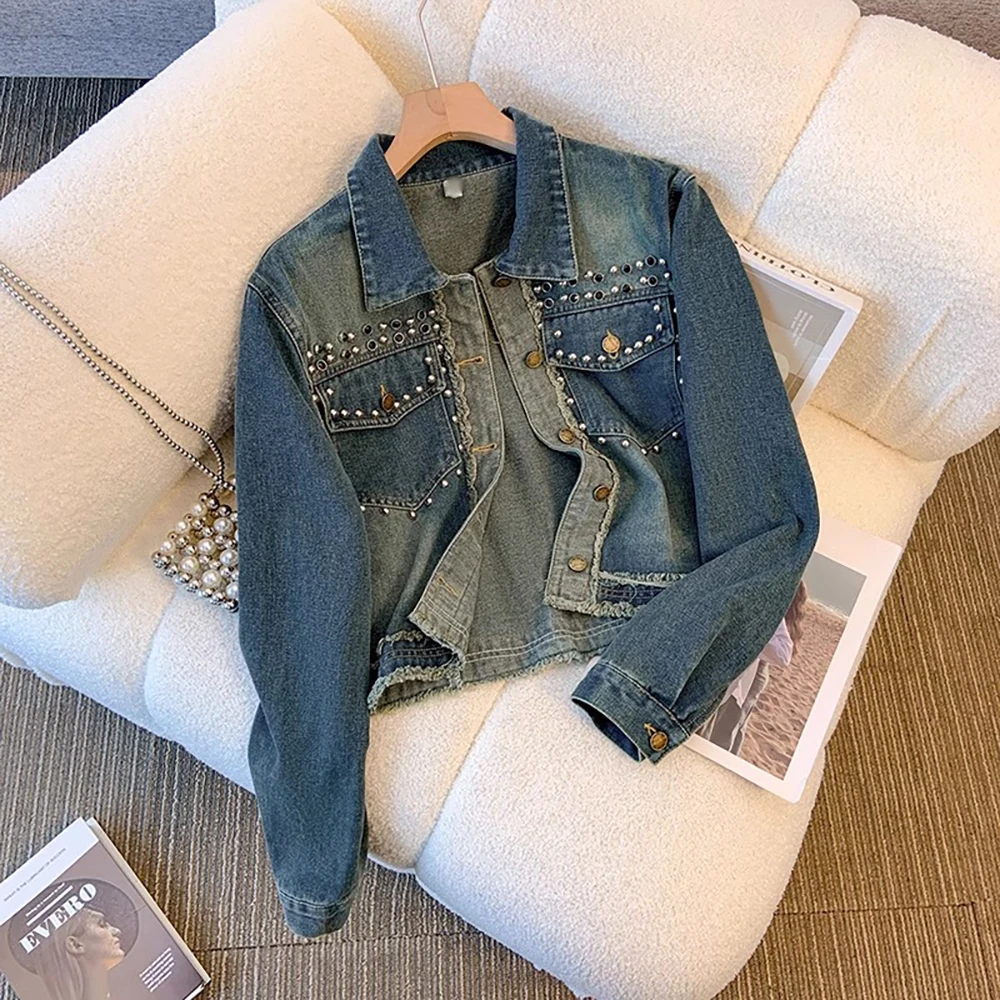Fashion Rivet Denim Jackets for Women Spring Autumn Single-breasted Retro Long Sleeve Jean Coats 2024 New Female Outerwear
Fashion Rivet Denim Jackets for Women Spring Autumn Single-breasted Retro Long Sleeve Jean Coats 2024 New Female Outerwear