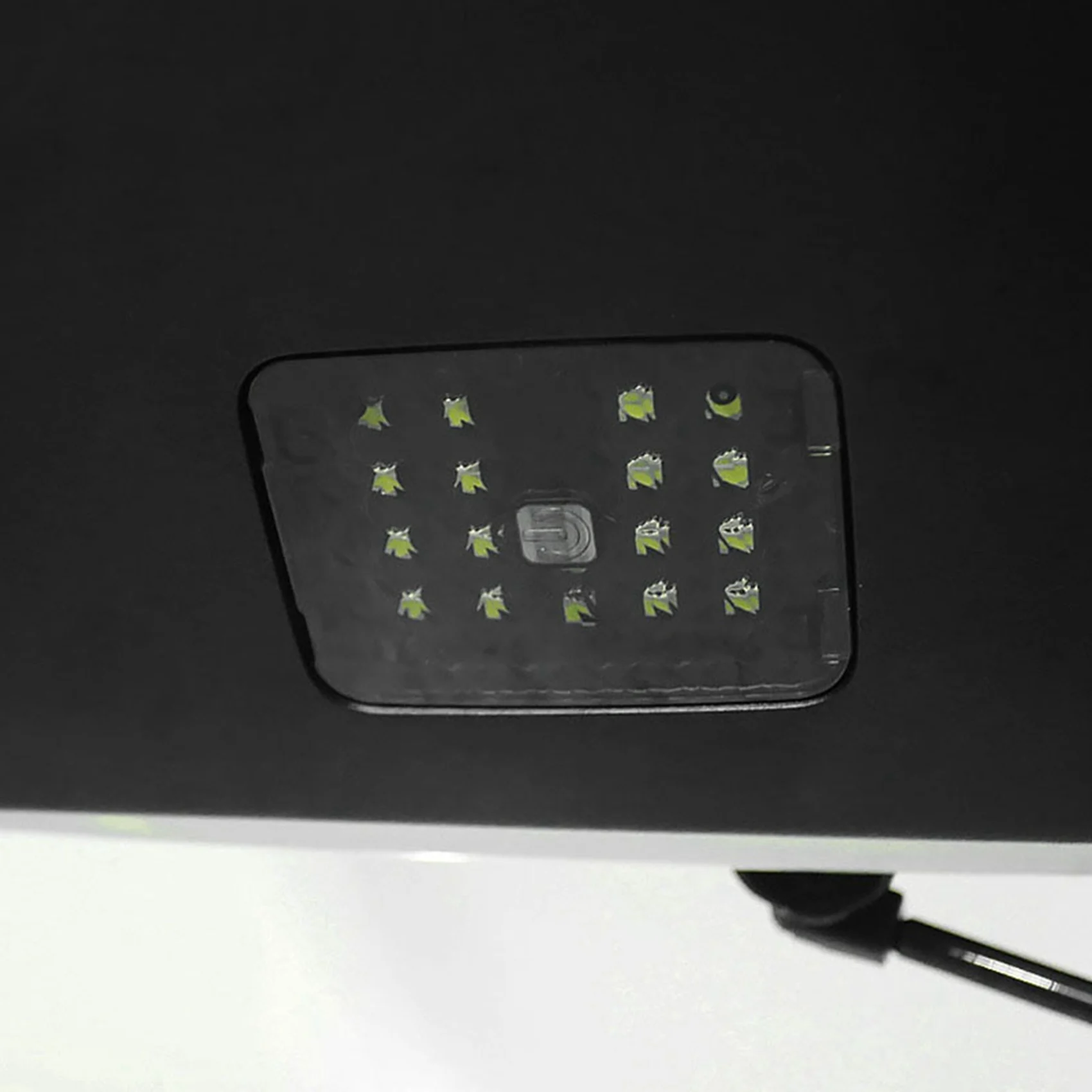 2X Car LED Trunk Light Tailgate Middle Lamp For Toyota Alphard Vellfire 30 Series 2015-2020
2X Car LED Trunk Light Tailgate Middle Lamp For Toyota Alphard Vellfire 30 Series 2015-2020