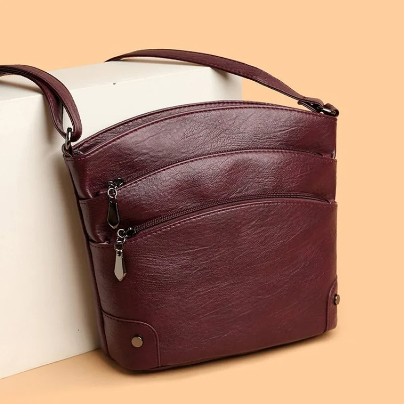 Fashionable Luxury Tote Leather Women's Bag Famous Designer Classic Elegant Crossbody Classy Edge Vintage Daily Bag
Fashionable Luxury Tote Leather Women's Bag Famous Designer Classic Elegant Crossbody Classy Edge Vintage Daily Bag