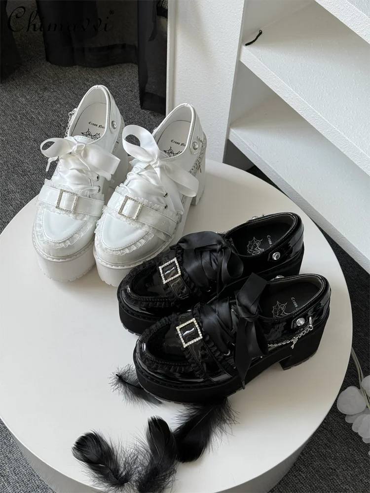 Оригинальные туфли в японском стиле на среднем каблуке и толстой подошве, новинка 2025, милые и крутые студенческие туфли из лакированной кожи с сеткой в стиле пэчворк JK для девочек
Оригинальные туфли в японском стиле на среднем каблуке и толстой подошве, новинка 2025, милые и крутые студенческие туфли из лакированной кожи с сеткой в стиле пэчворк JK для девочек